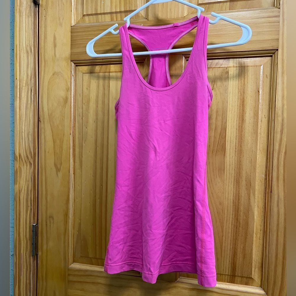 Lululemon pink tank top